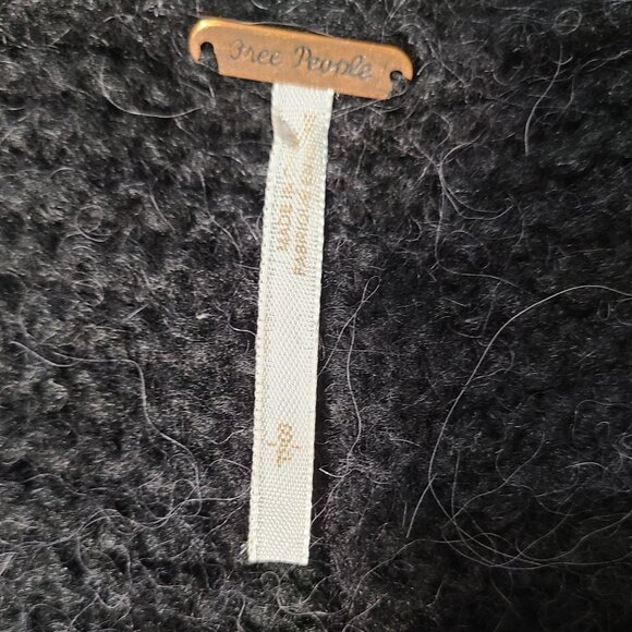 Free people black sweater - Picture 4 of 7